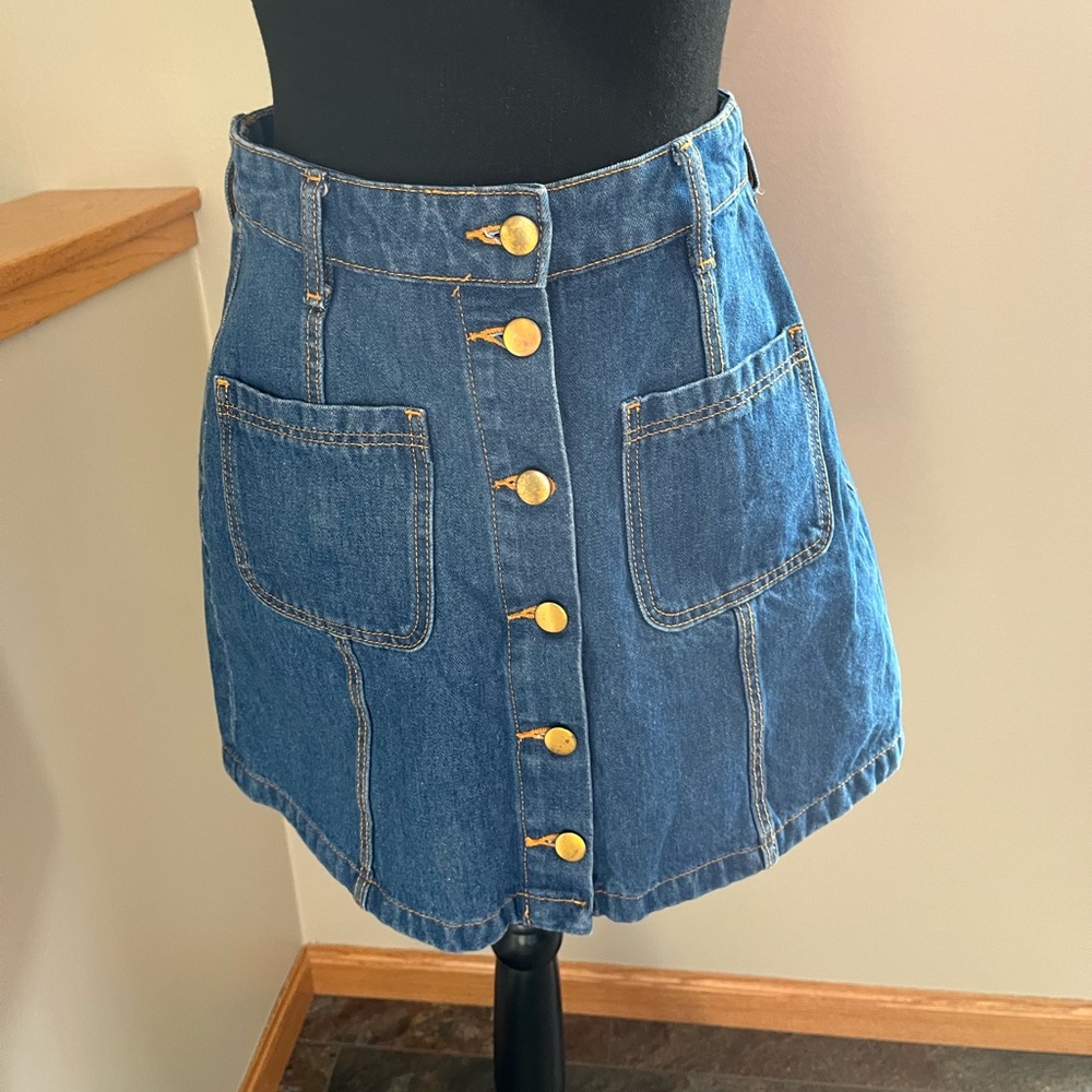 Women’s Divided denim Jean button down country cottagecore festival skirt.Size 6